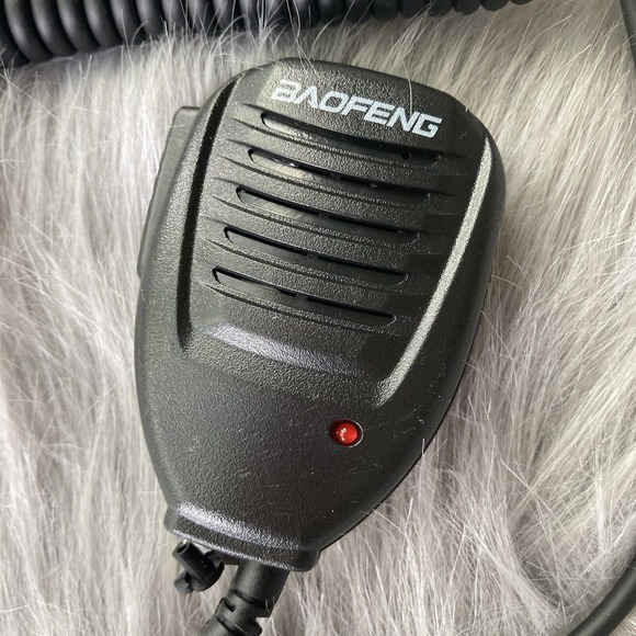 Original Baofeng Shoulder Speaker Mic For UV-5R BF-888S UV-82L BF-88A GT-1 Radio - Picture 3 of 6